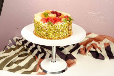 Masada lezzetli bir pasta var.