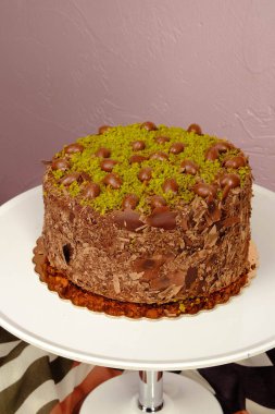 Masada lezzetli bir pasta var.