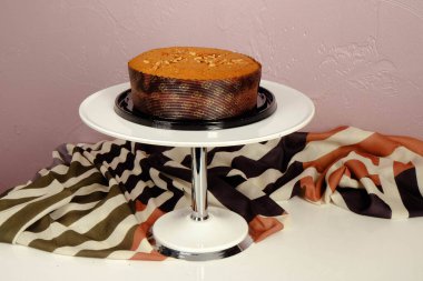 Masada lezzetli bir pasta var.