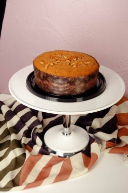 Masada lezzetli bir pasta var.