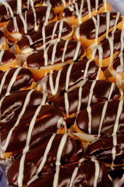 Masada lezzetli bir pasta var.