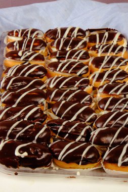 Masada lezzetli bir pasta var.