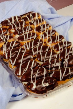 Masada lezzetli bir pasta var.