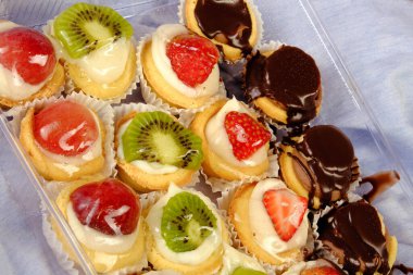 Masada lezzetli bir pasta var.