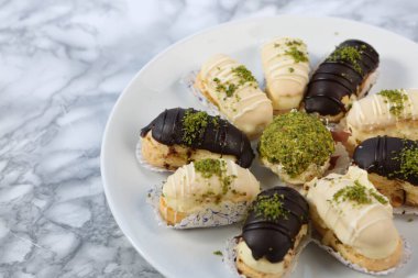 Masada lezzetli bir pasta var.