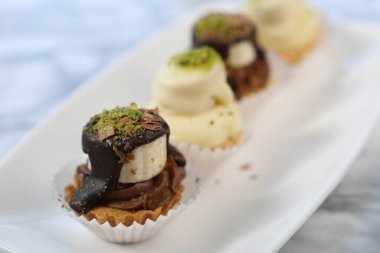 Masada lezzetli bir pasta var.