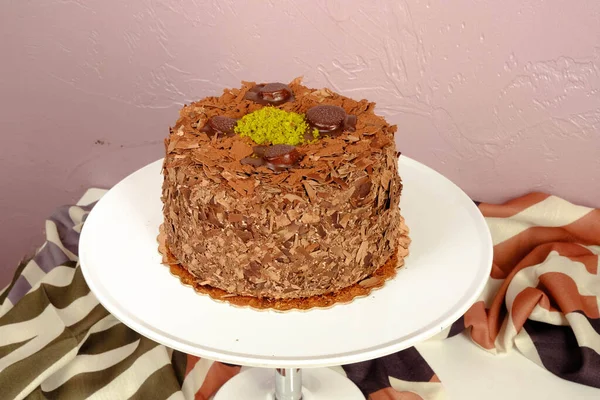 Tafel Mit Leckerem Kuchen Auf Dem Tisch — Stockfoto