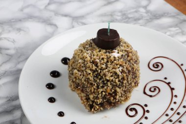 Masada lezzetli bir pasta var.