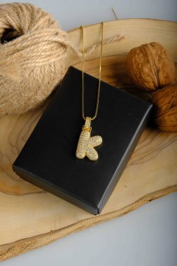 Mücevher ve Moda Mücevherleri