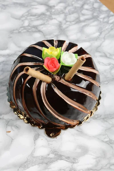 Masada lezzetli bir pasta var.