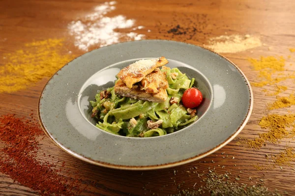 Prato Salada Fresca Com Verduras Misturadas — Fotografia de Stock