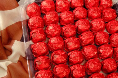 bir sürü değişik çikolatalı pralin