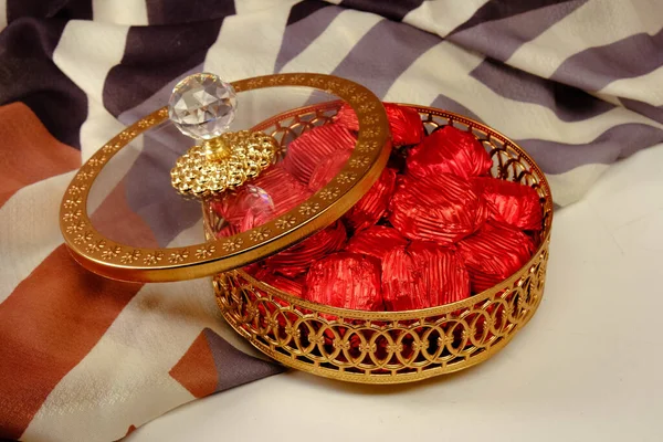 bir sürü değişik çikolatalı pralin