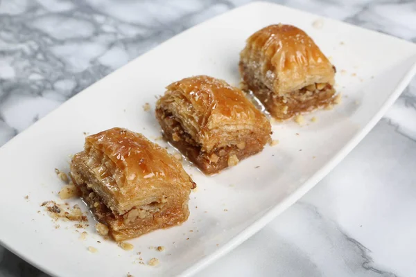 Traditionelle Türkische Nachspeise Baklava Mit Cashew Walnüssen Hausgemachte Baklava Mit — Stockfoto