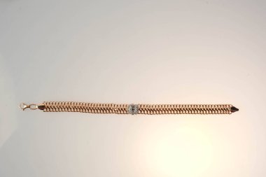 Elmas Mücevherler ve Moda Mücevherleri