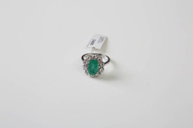 Elmas Mücevherler ve Moda Mücevherleri