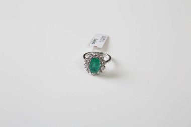 Elmas Mücevherler ve Moda Mücevherleri