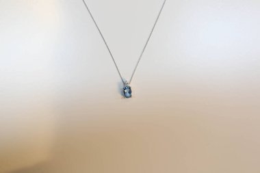 Elmas Mücevherler ve Moda Mücevherleri