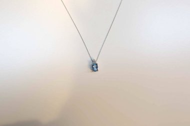 Elmas Mücevherler ve Moda Mücevherleri