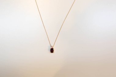 Elmas Mücevherler ve Moda Mücevherleri