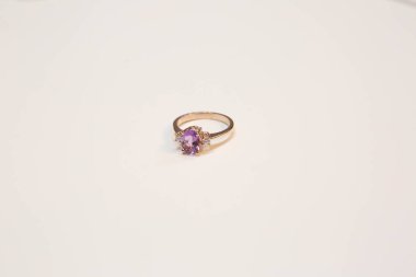 Elmas Mücevherler ve Moda Mücevherleri