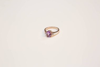 Elmas Mücevherler ve Moda Mücevherleri