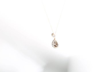 Elmas Mücevherler ve Moda Mücevherleri