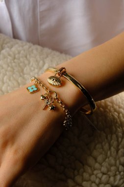 Elmas Mücevherler ve Moda Mücevherleri