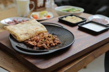 Türk ve Arap Geleneksel Ramazan Kebabı