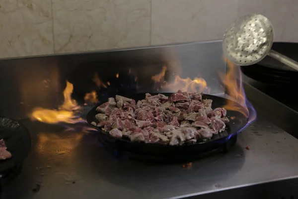 Carne Saute Turco Sote Com Torta Cabelo Carne Sac Tava — Fotografia de Stock