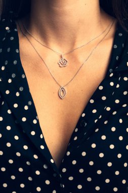 Elmas Mücevherler ve Moda Mücevherleri