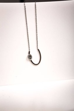 Elmas Mücevherler ve Moda Mücevherleri