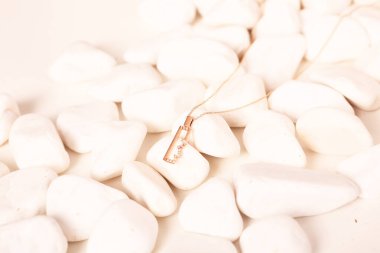 Elmas Mücevherler ve Moda Mücevherleri