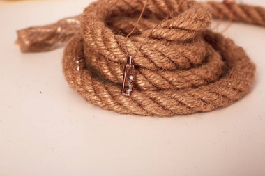 Elmas Mücevherler ve Moda Mücevherleri