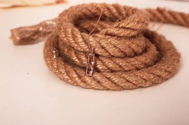 Elmas Mücevherler ve Moda Mücevherleri