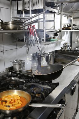 Meat Saute Turkish Et sote with Hair Pie Meat - Sac Tava - Sac Kavurma