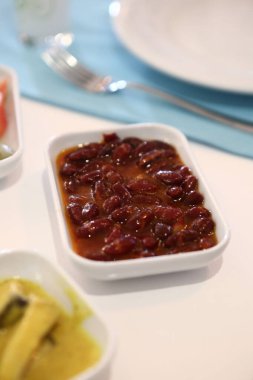 Geleneksel Türk ve Yunan yemek meze masası