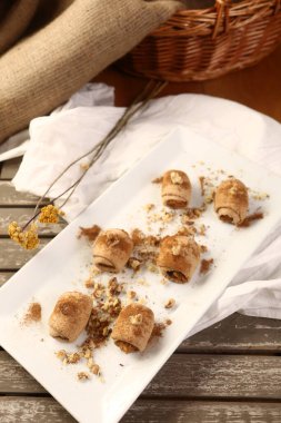 Koyu çikolata parçaları ile tanımlama