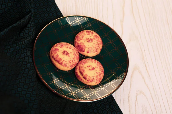 Koyu çikolata parçaları ile tanımlama