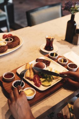 zengin ve leziz Türk Kahvaltı