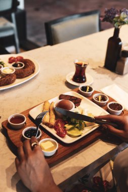 zengin ve leziz Türk Kahvaltı