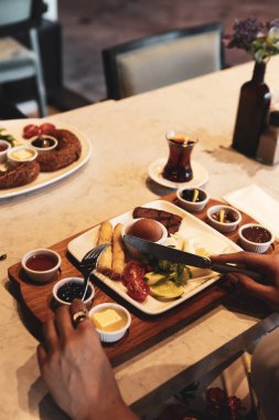 zengin ve leziz Türk Kahvaltı