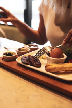 zengin ve leziz Türk Kahvaltı