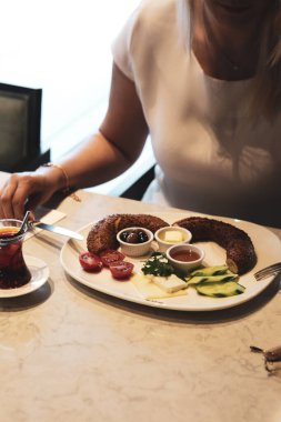 zengin ve leziz Türk Kahvaltı