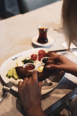 zengin ve leziz Türk Kahvaltı