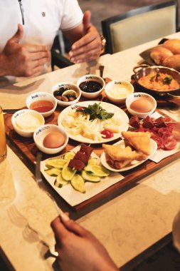 zengin ve leziz Türk Kahvaltı