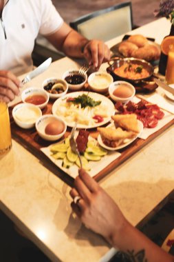 zengin ve leziz Türk Kahvaltı