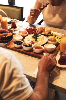 zengin ve leziz Türk Kahvaltı