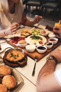 zengin ve leziz Türk Kahvaltı