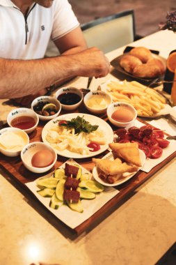 zengin ve leziz Türk Kahvaltı